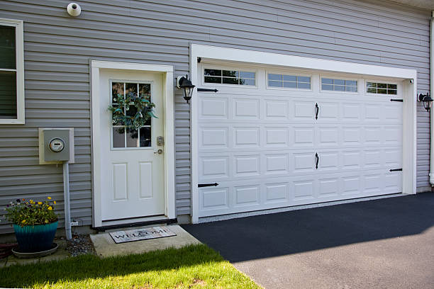 24/7 Emergency Garage Door experts in Fortuna, CA